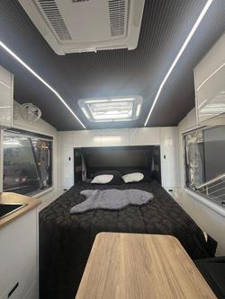 2025 Legend Trackline Hybrid Off Road 16'