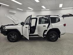 2024 Toyota Landcruiser GR Sport FJA300R 4X4 Dual Range Arctic White