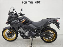 2024 Suzuki V-STROM 650XT (DL650XA) Black