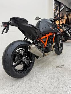 2026 Ktm 1390 SUPER DUKE R Black