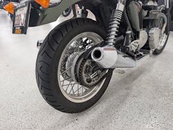 Triumph 2013 TRIUMPH 865CC THRUXTON A1 Green