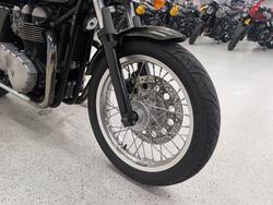 Triumph 2013 TRIUMPH 865CC THRUXTON A1 Green