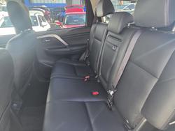 2021 Mitsubishi Pajero Sport GLS