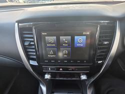 2021 Mitsubishi Pajero Sport GLS
