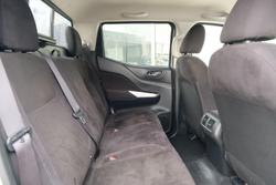 2019 Nissan Navara RX
