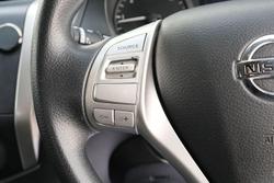 2019 Nissan Navara RX