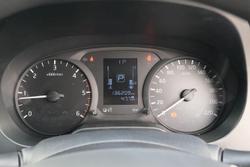 2019 Nissan Navara RX