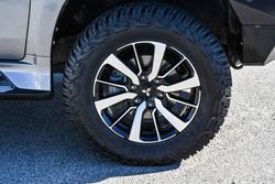 2017 Mitsubishi Pajero Sport Exceed