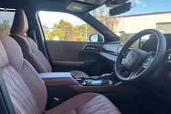 2025 Mitsubishi Outlander Exceed Tourer