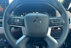 2025 Mitsubishi Outlander Exceed Tourer
