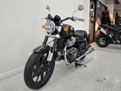2026 Royal Enfield SUPER METEOR 650 Green