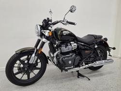 2026 Royal Enfield SUPER METEOR 650 Green