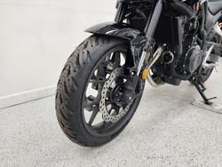 2024 Honda CB500 HORNET Red