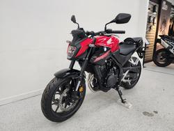 2024 Honda CB500 HORNET Red