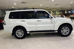 2016 Mitsubishi Pajero Exceed