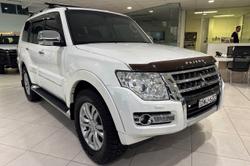 2016 Mitsubishi Pajero Exceed