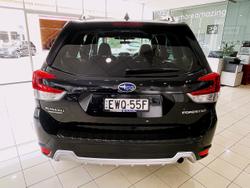 2022 Subaru Forester 2.5i-S