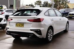 2024 Kia Cerato S
