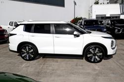 2025 Mitsubishi Outlander Aspire