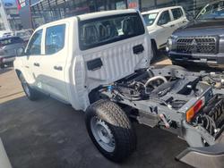 2025 Mitsubishi Triton GLX