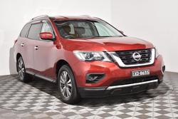 2017 Nissan Pathfinder ST