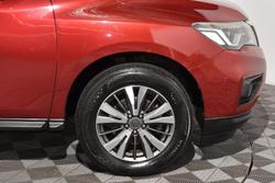 2017 Nissan Pathfinder ST