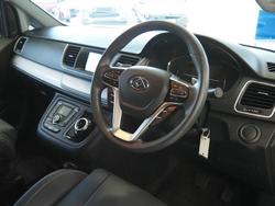 2023 LDV G10 +