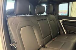 2025 Land Rover Defender 110 P400 S