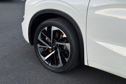 2022 Mitsubishi Outlander Exceed