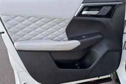 2022 Mitsubishi Outlander Exceed