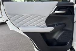 2022 Mitsubishi Outlander Exceed