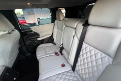 2022 Mitsubishi Outlander Exceed