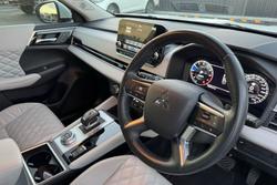 2022 Mitsubishi Outlander Exceed