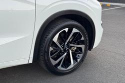 2022 Mitsubishi Outlander Exceed