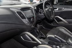 2016 Hyundai Veloster SR Turbo