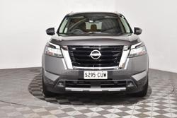 2022 Nissan Pathfinder Ti-L