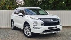 2022 Mitsubishi Outlander LS