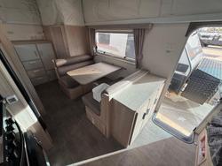 2018 Jayco Journey Outback 17.58-3 Ob