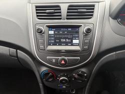 2016 Hyundai Accent Active