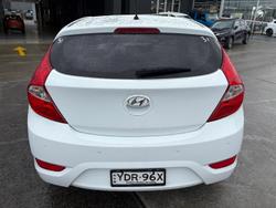 2016 Hyundai Accent Active