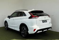 2022 Mitsubishi Eclipse Cross PHEV Exceed