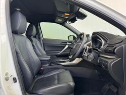 2022 Mitsubishi Eclipse Cross PHEV Exceed