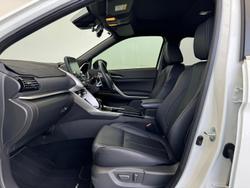 2022 Mitsubishi Eclipse Cross PHEV Exceed