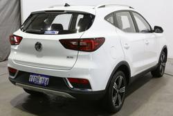 2023 MG ZS Essence