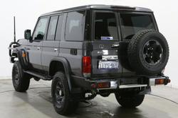 2025 Toyota Landcruiser GXL