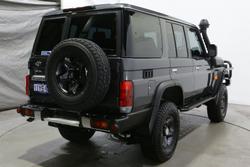 2025 Toyota Landcruiser GXL