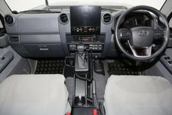 2025 Toyota Landcruiser GXL