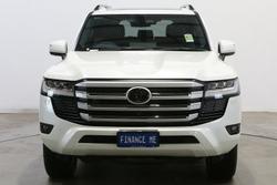 2025 Toyota Landcruiser VX
