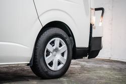 2018 Toyota Hiace Commuter