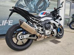 2026 BMW Motorrad M 1000 R Silver